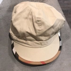 Burberry hat